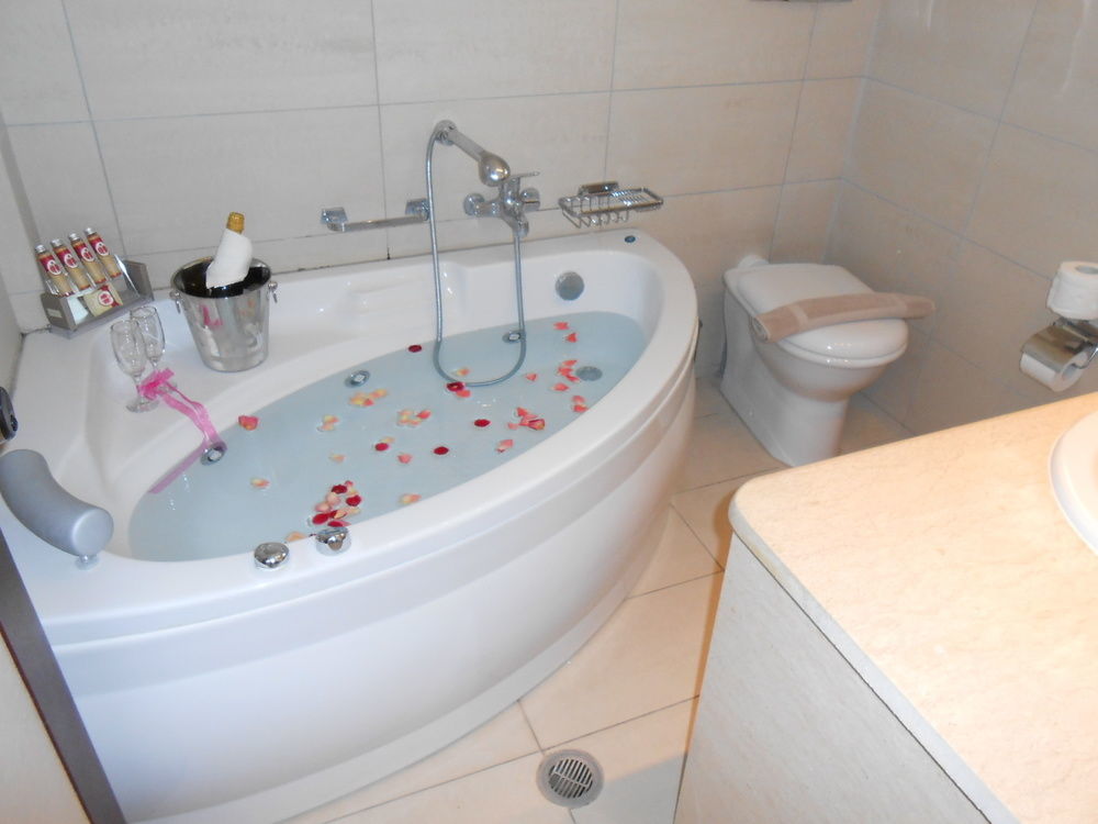 Ionian Princess Suites Hotel Acharavi  Exteriör bild