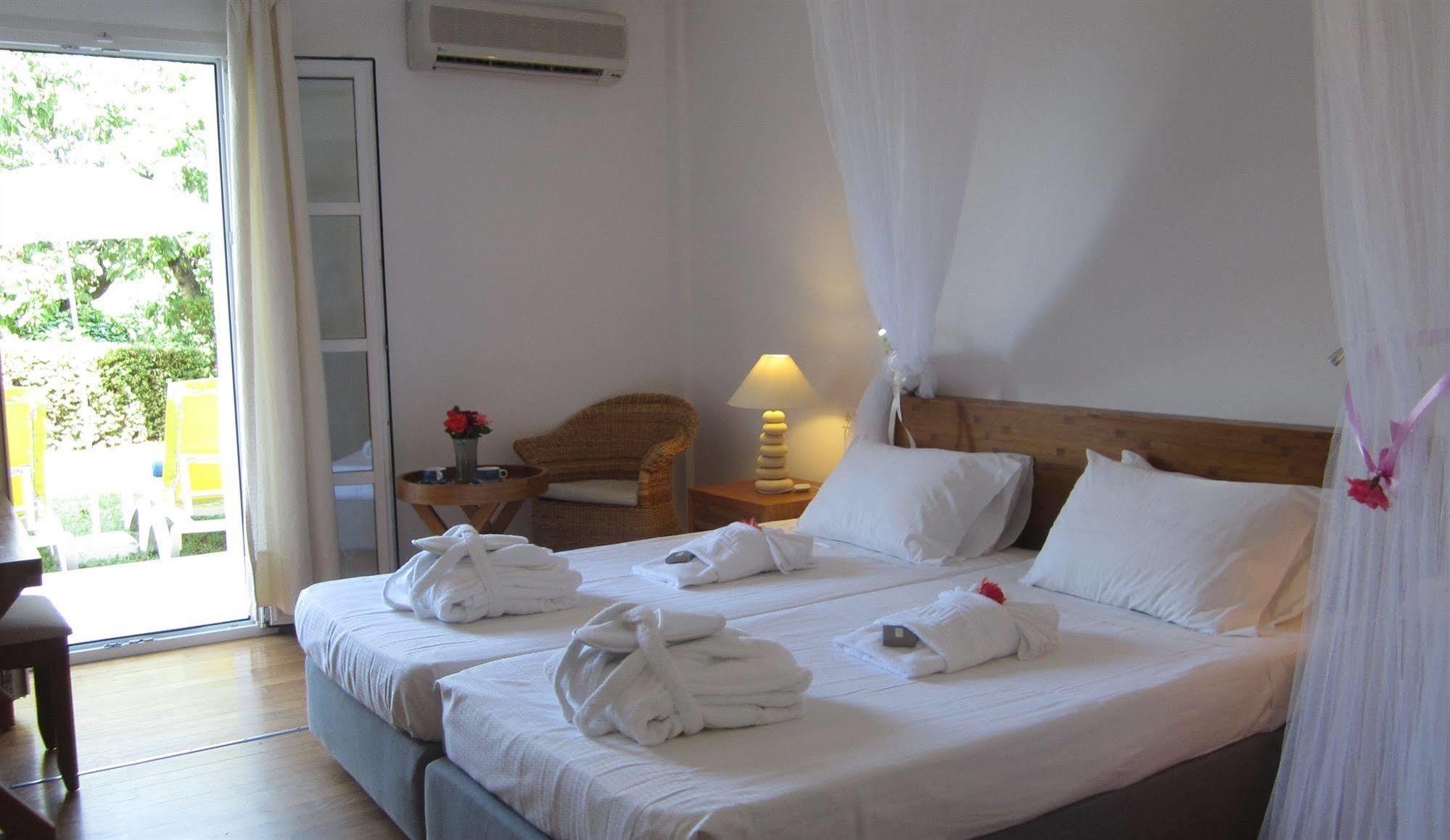 Ionian Princess Suites Hotel Acharavi  Exteriör bild