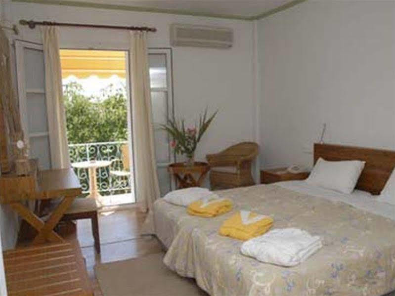 Ionian Princess Suites Hotel Acharavi  Exteriör bild